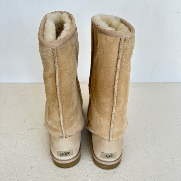 UGG Deluxe Classic Tall 5815 Boots Sand Size 9 - Picture 12 of 16